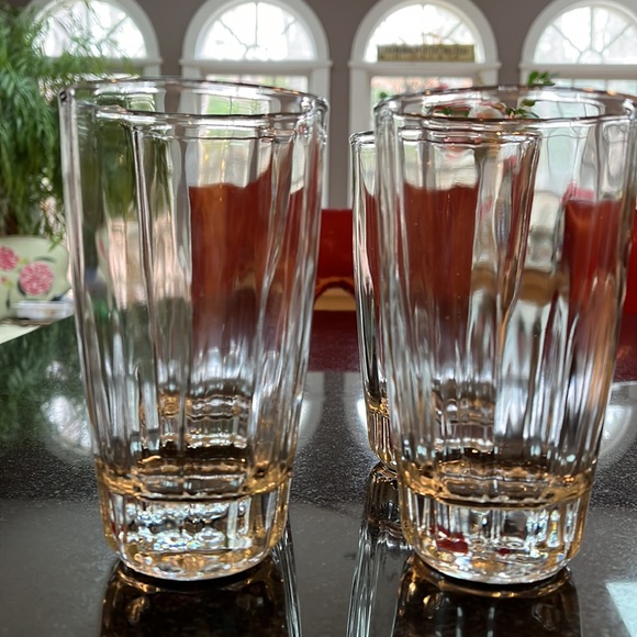 Drinking Glasses - Nice, Clear Glasses. Set of 4 - Picture 6 of 8